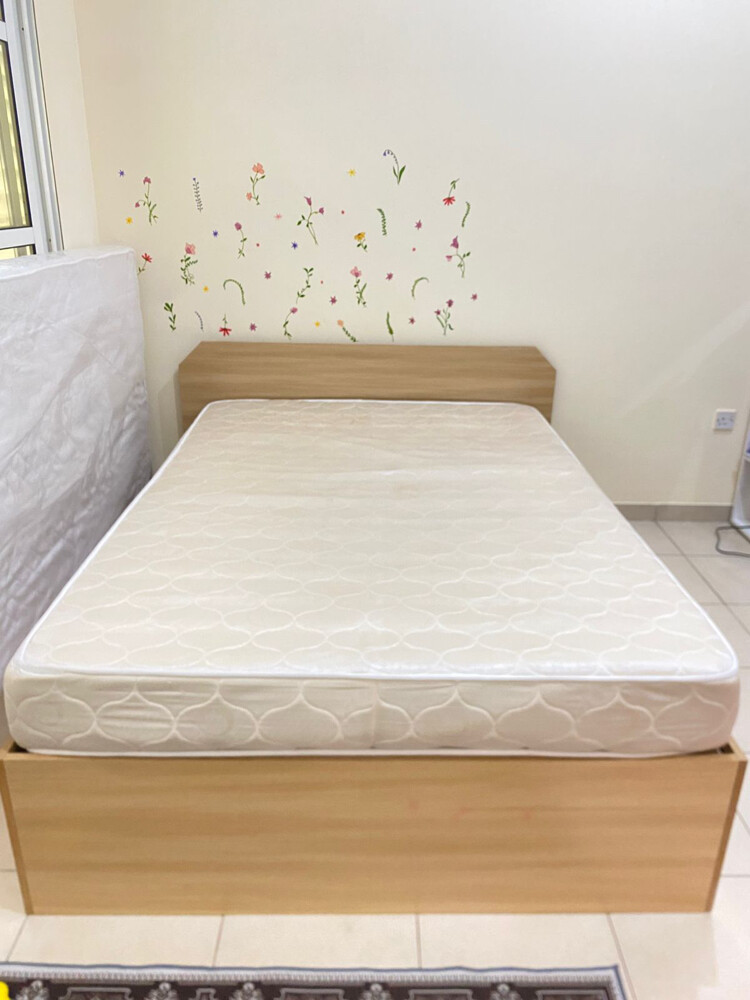 bed  - 1