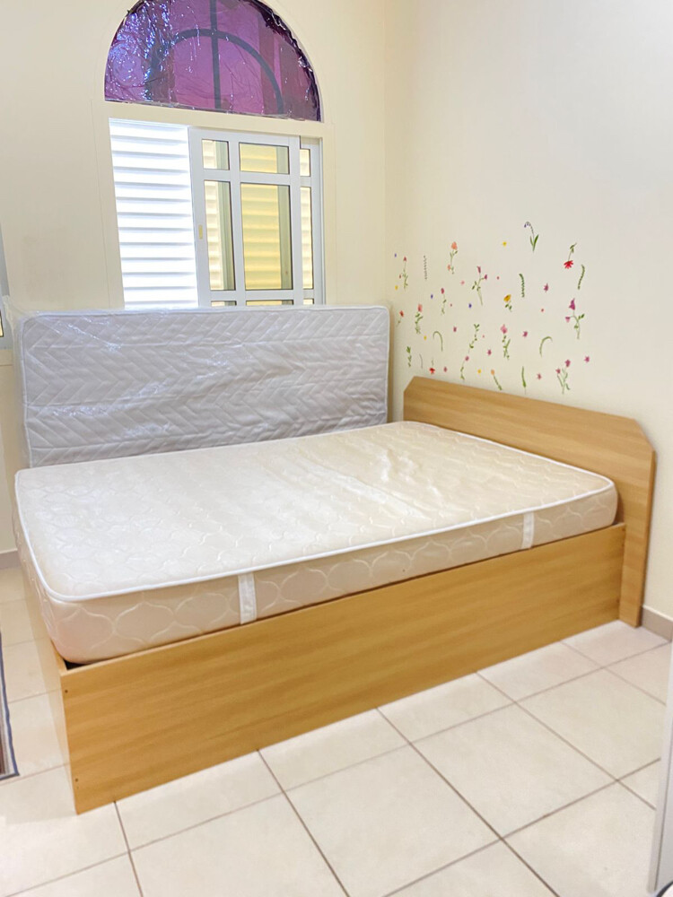 bed  - 3