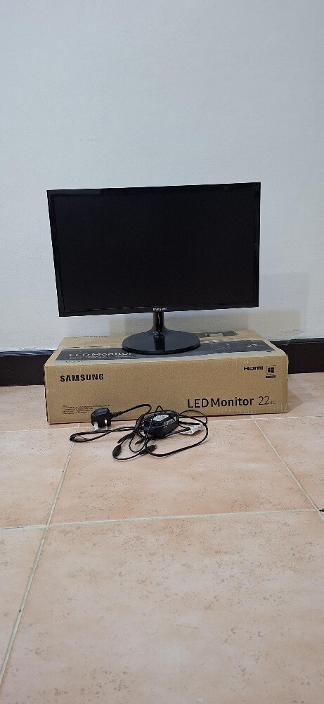 Samsung 22" FHD LED Monitor (New) - 2