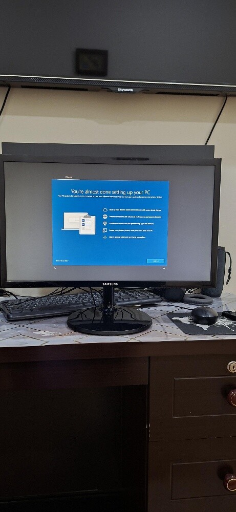 Samsung 22" FHD LED Monitor (New) - 4