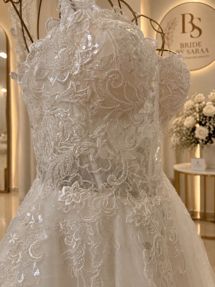 Gorgeous OLEG CASSINI Wedding Dress - 27