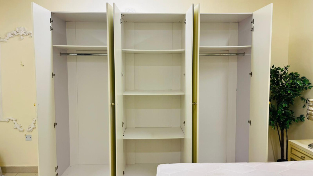 Bedroom set for sell - 6