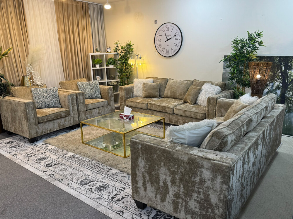 Homes r us brand sofa set  - 5