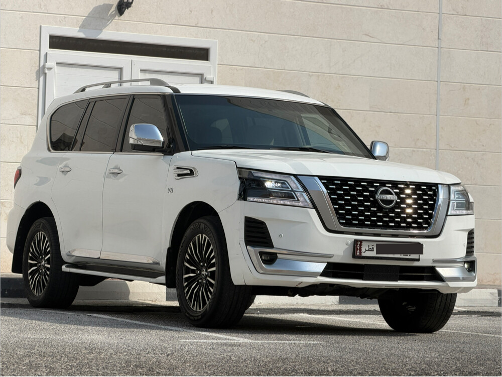 Nissan Patrol SE 2014 perfect  - 3