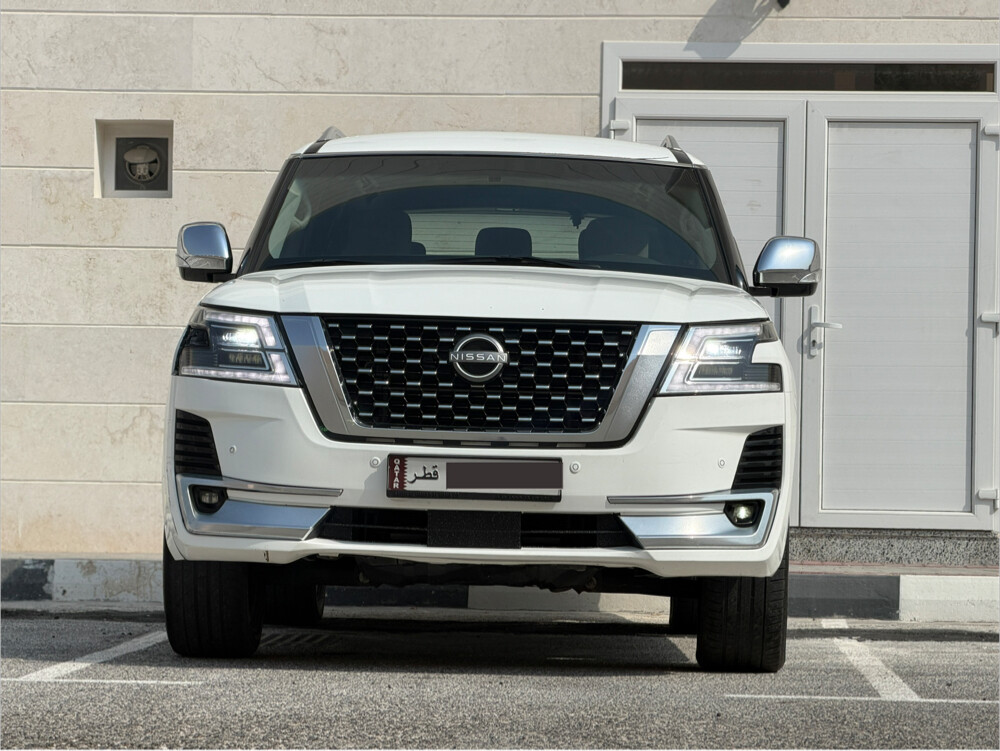 Nissan Patrol SE 2014 perfect  - 2