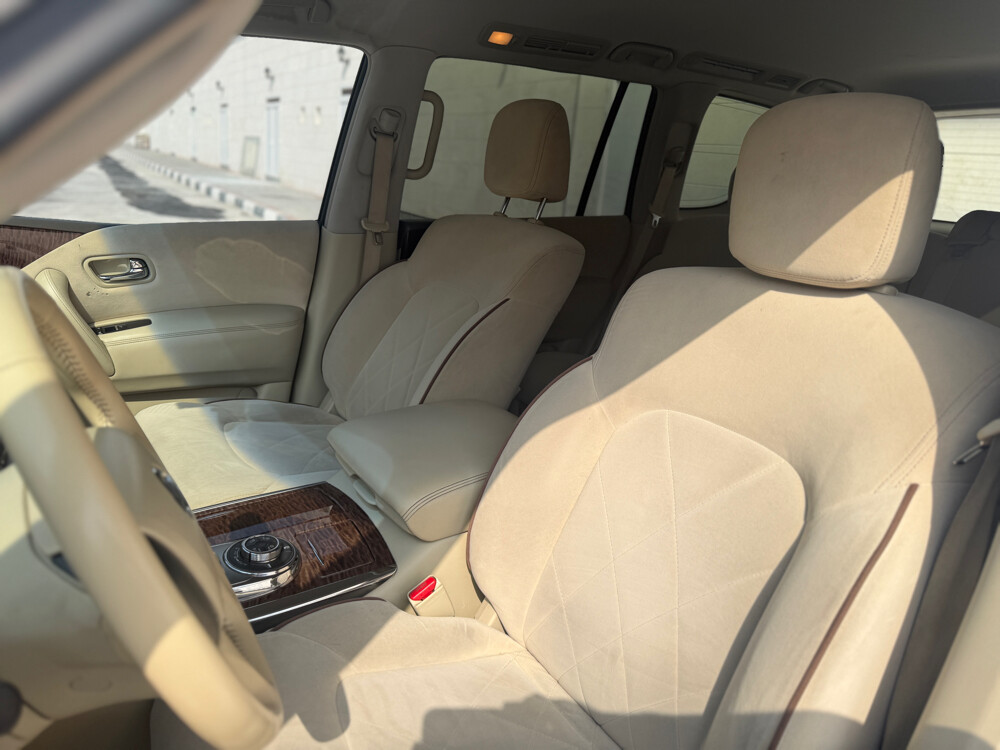 Nissan Patrol SE 2014 perfect  - 9