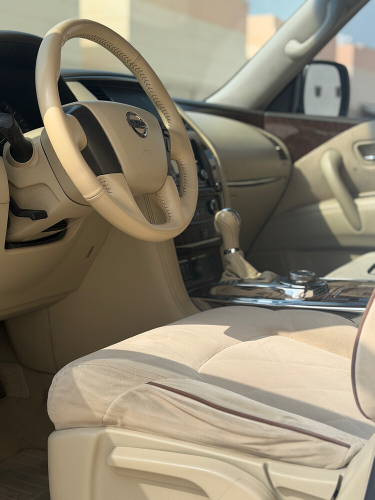 Nissan Patrol SE 2014 perfect  - 8