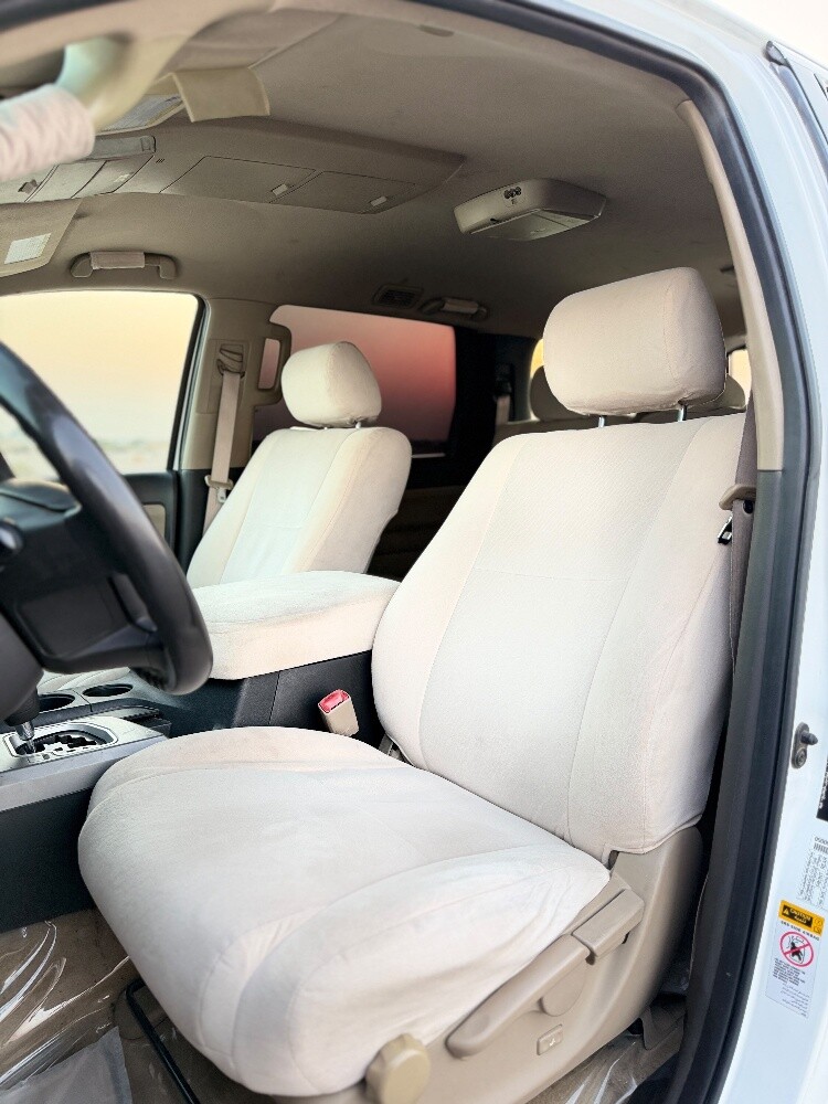 Toyota sequoia 2010 - 5