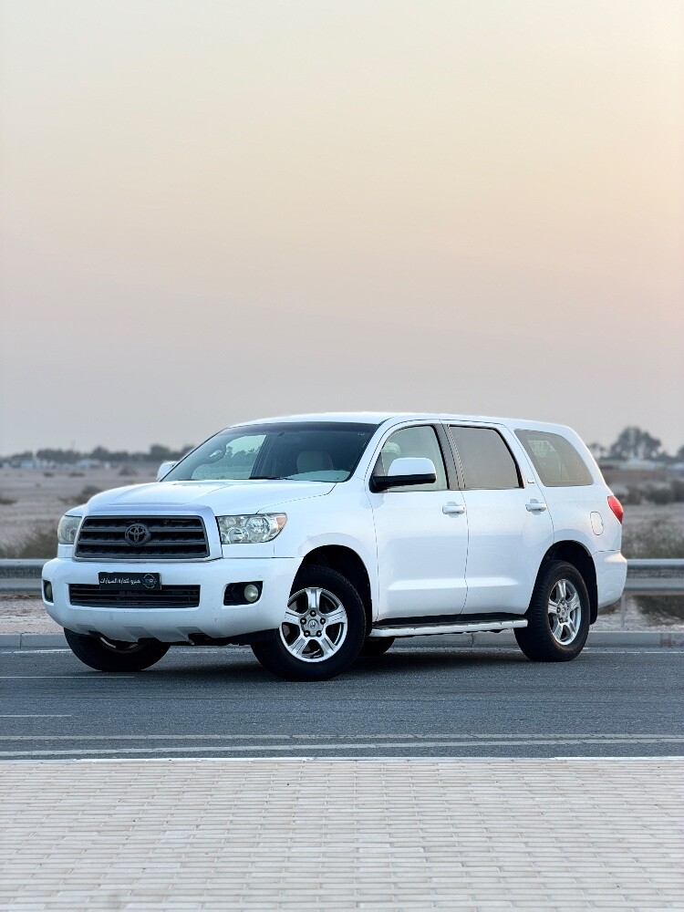 Toyota sequoia 2010 - 1