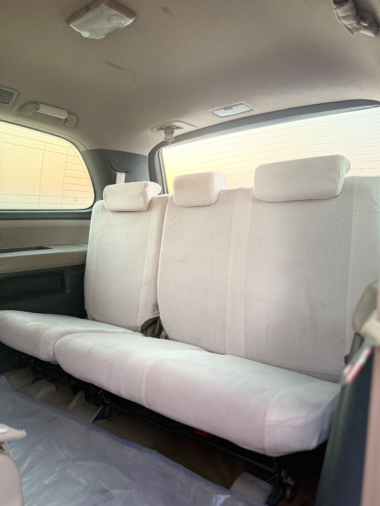 Toyota sequoia 2010 - 6