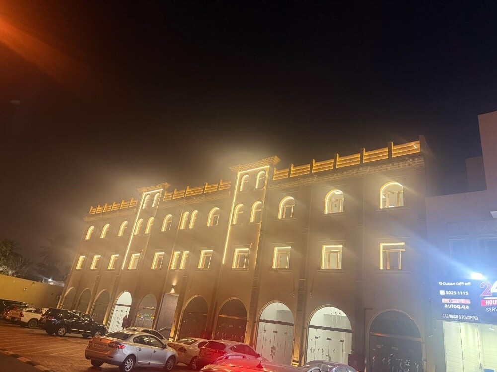 للايجار مكاتب و محلات تجارية - 2