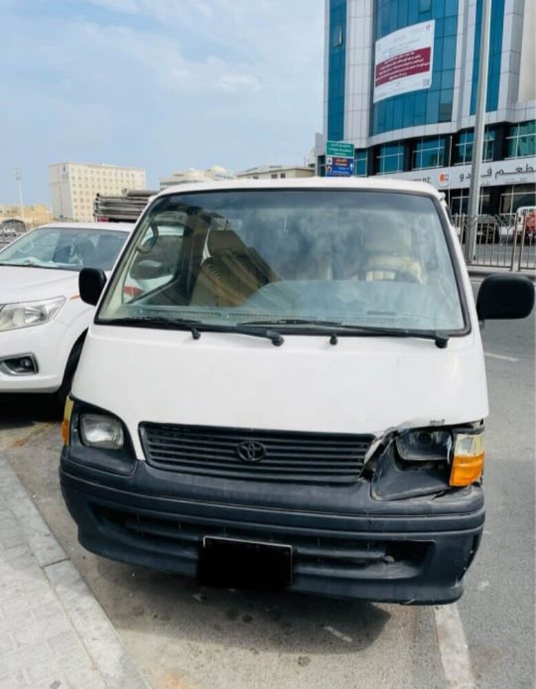 باص تويوتا فان 2005 - 8