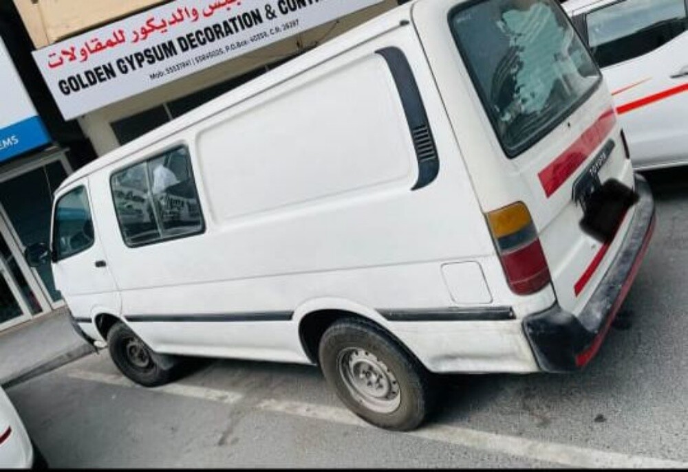 باص تويوتا فان 2005 - 3