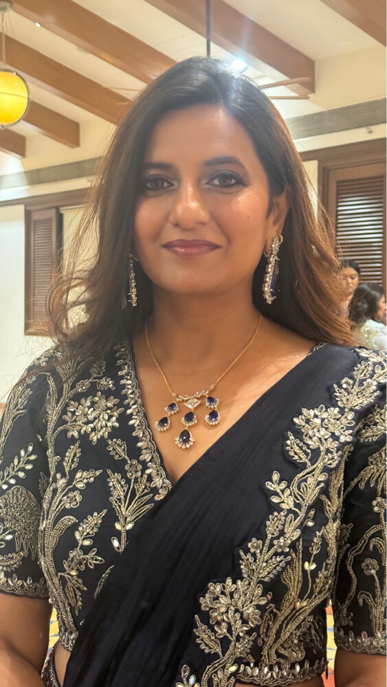 Makeup Artist  - 2