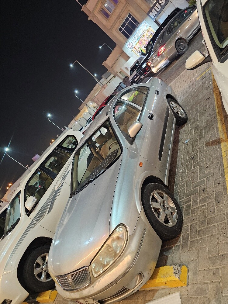 Nissan sunny Japan - 4