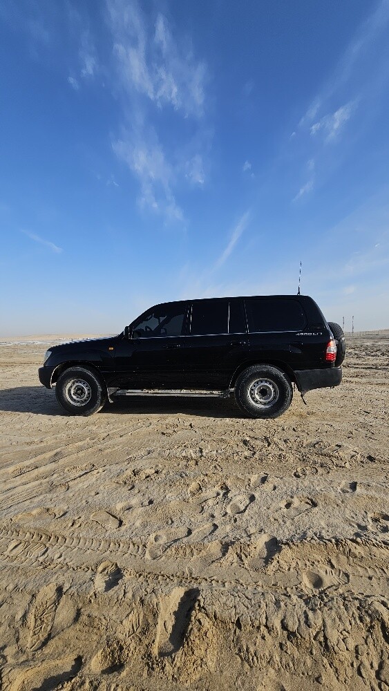 LAND CRUISER - 3