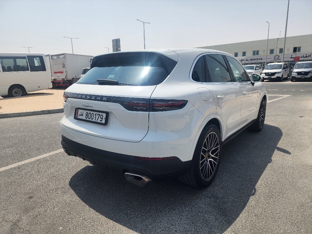 Porsche Cayenne - 5