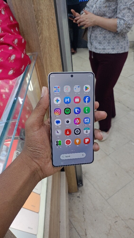 Samsung S26+ - 3