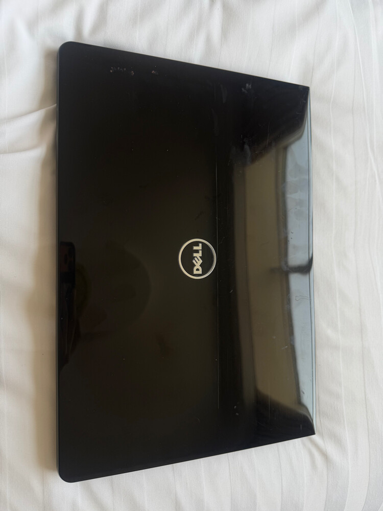 dell laptop  - 2