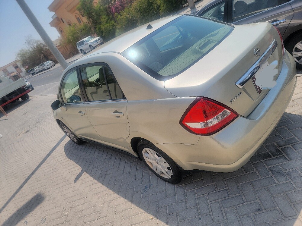 nissan tidda 2008 - 4