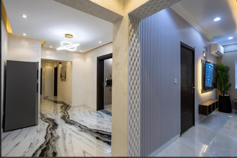 للبيع عمارة تجاريه بالغانم القديم - 2