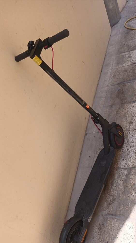 Xiaomi Mi Electric Scooter Pro 2 / - 4