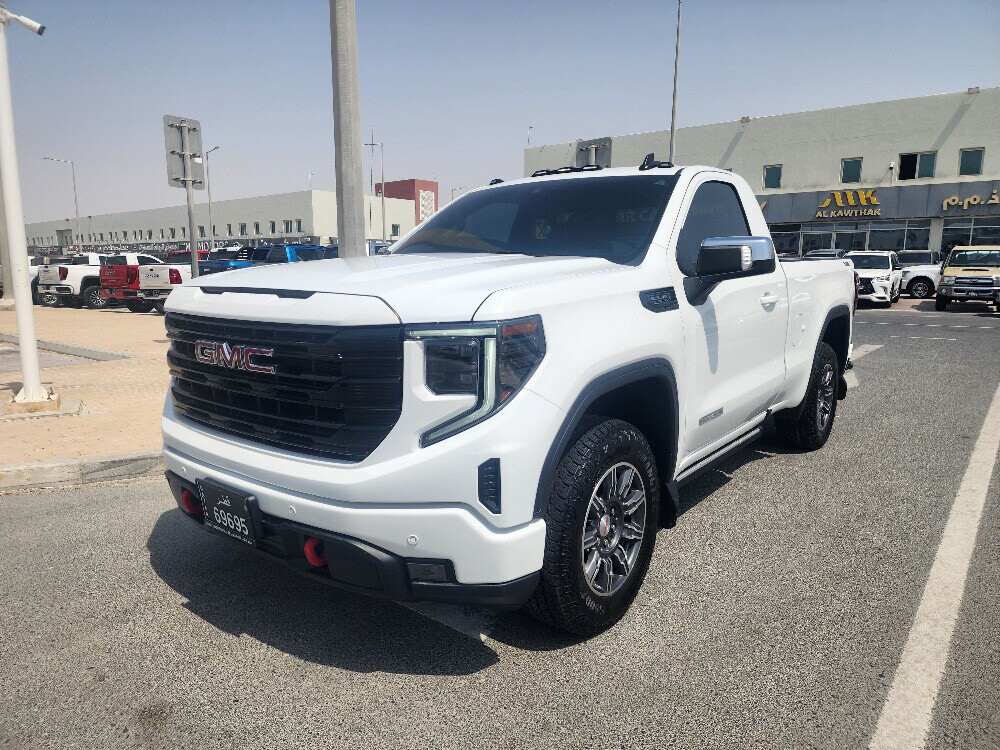 GMC 2024 White - 6