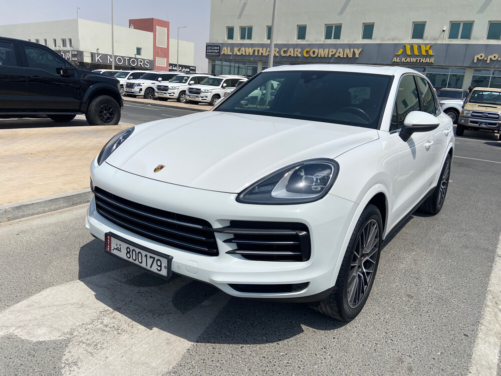 Porsche 2019 white  - 4