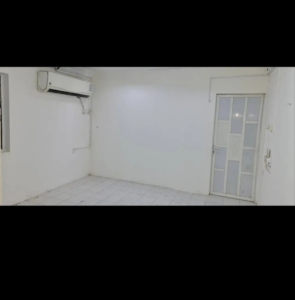 painting work call :71153123 - 2