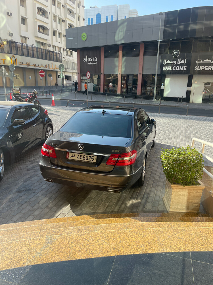 Mercedes  E300 for sale  - 5