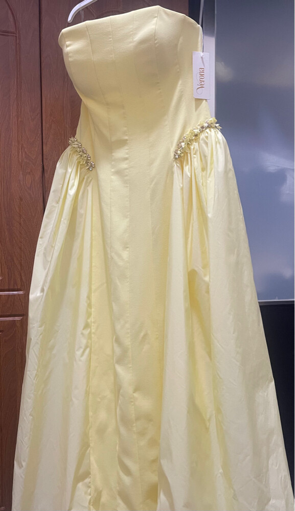yellow evening dress - 1