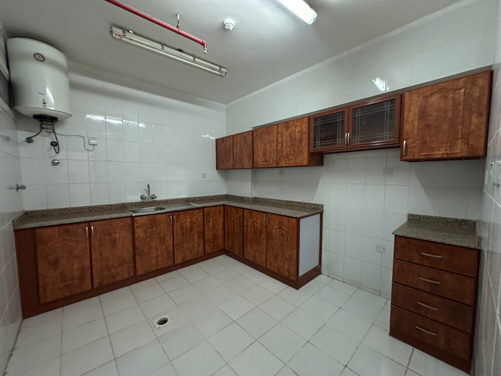 Spacious 3 BHK at doha al jaded - 3