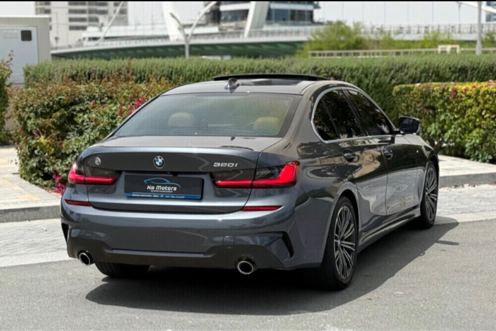 BMW 320i M package  - 5