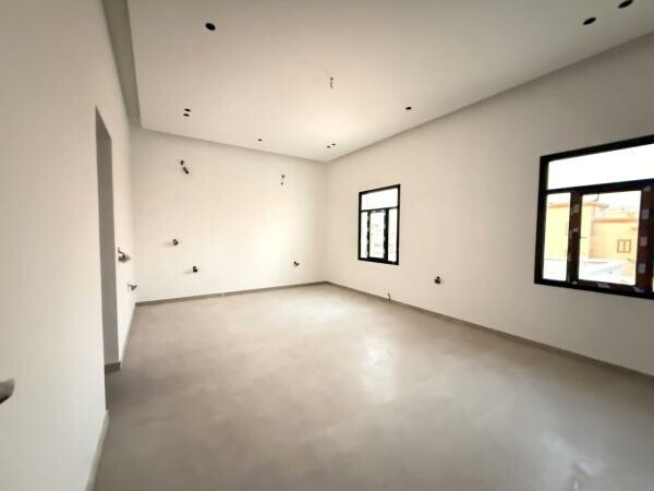 NEW 8BR VILLA+LIFT | UMM SALAL ALI - 6