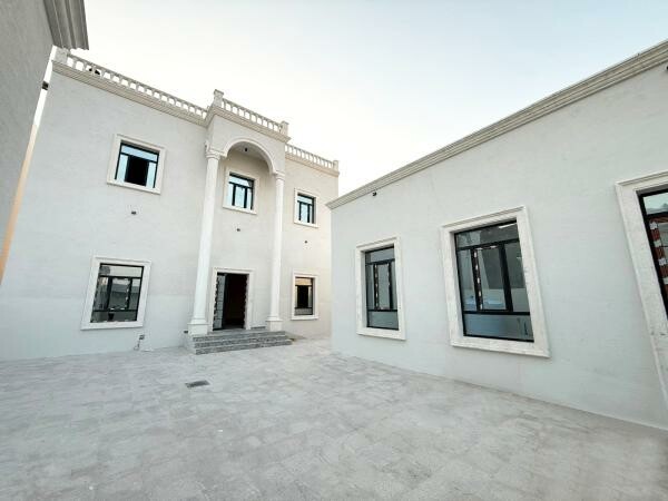 NEW 8BR VILLA+LIFT | UMM SALAL ALI - 1