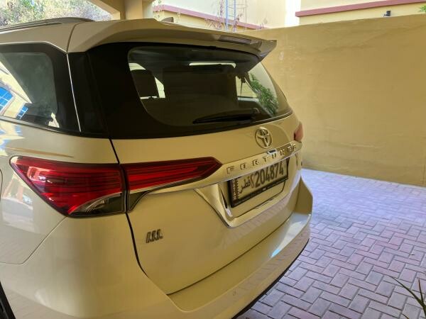 Toyota Fortuner 2022 - Perfect - 7