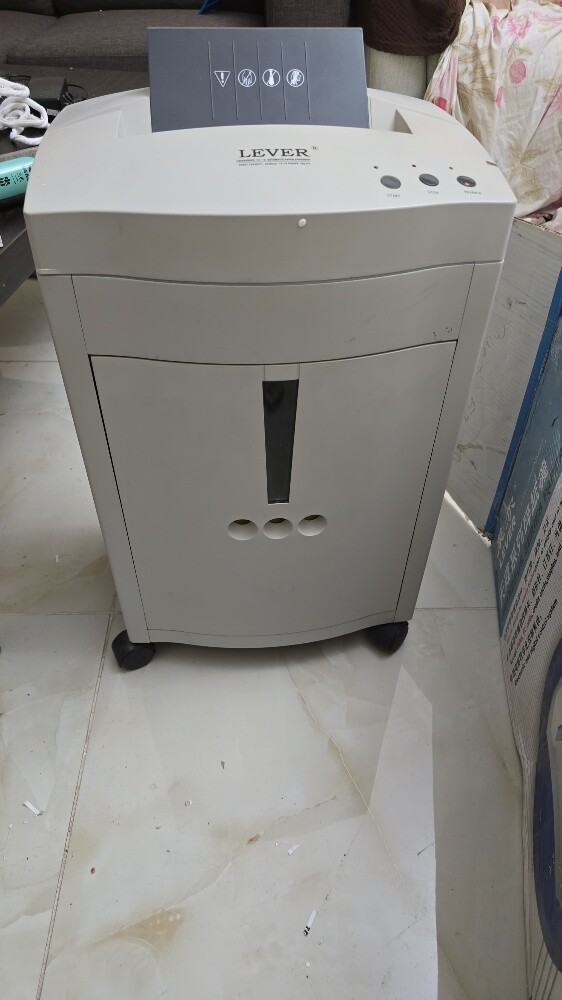 Lever Grandeur Shredder - 3