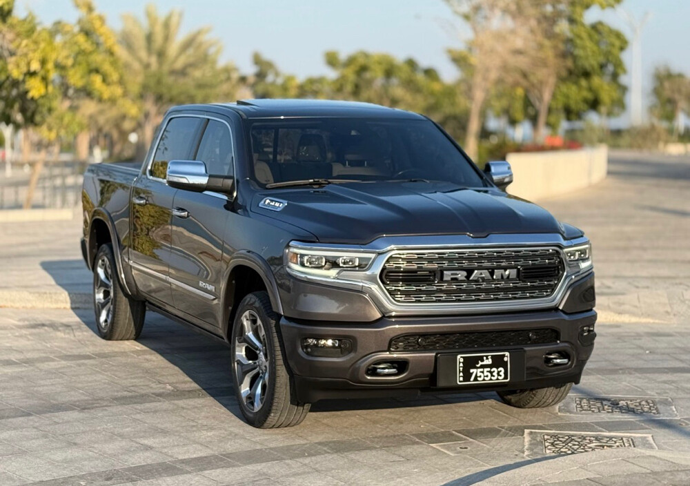 Ram limited low mileage - 13