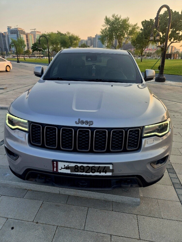 jeep Grand cherokee summet - 8