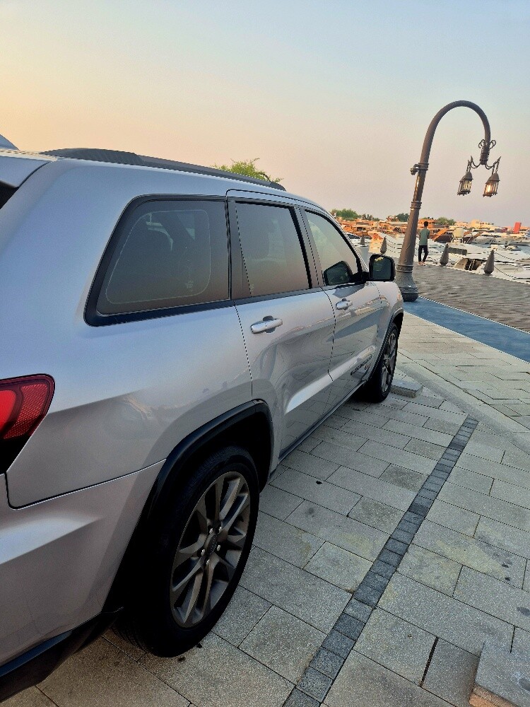 jeep Grand cherokee summet - 4