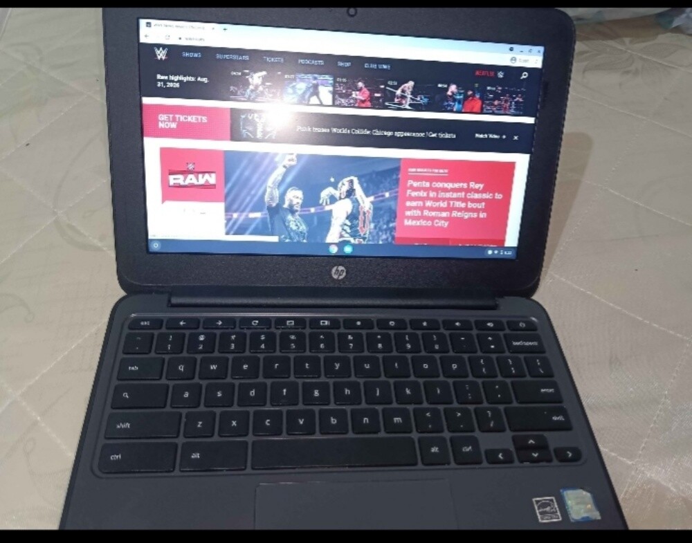 HP Chromebook - 2