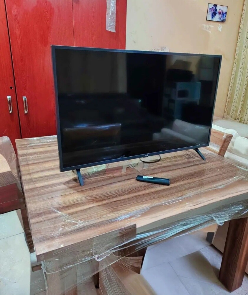 LG 43 inches smart Tv. - 4