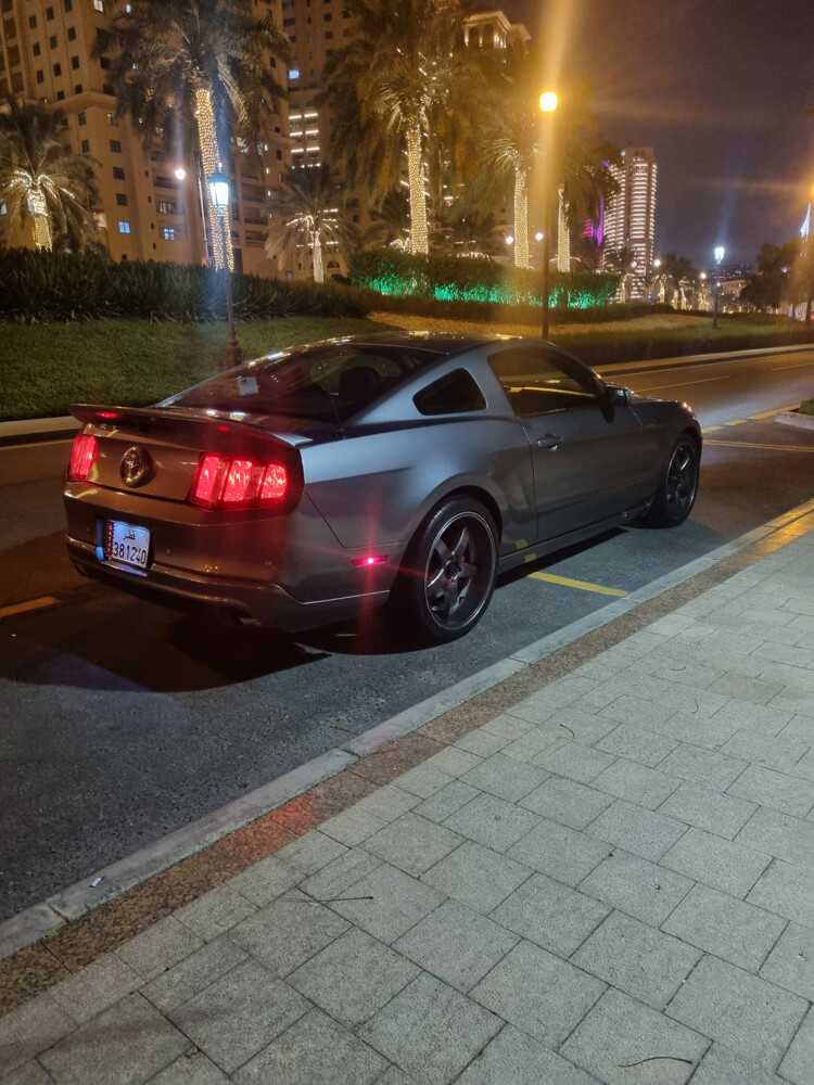 Ford Mustang - 2