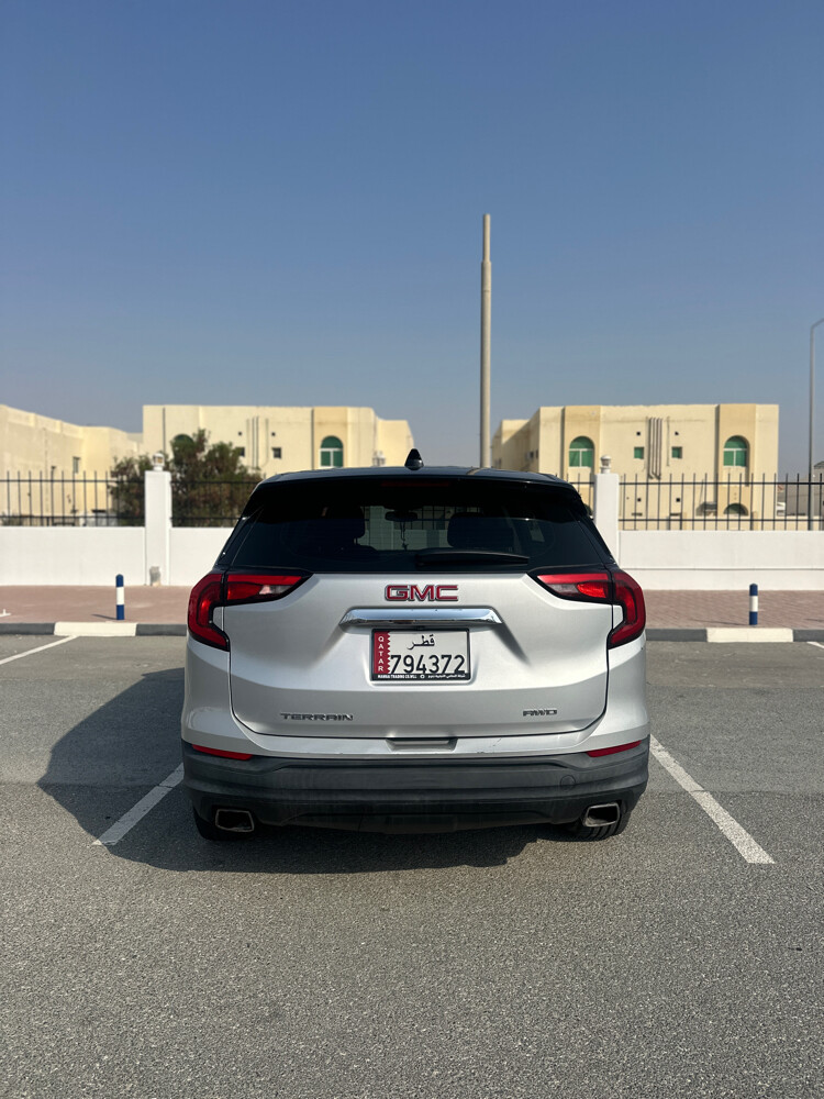 GMC TERRAIN SLE - 4