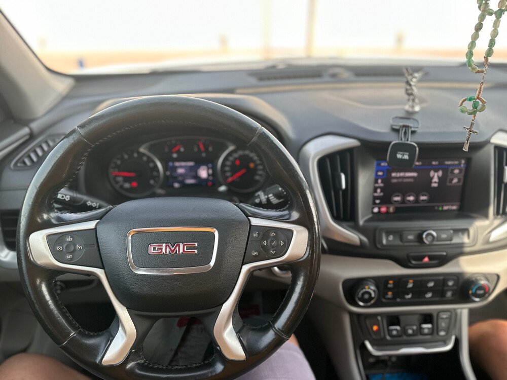 GMC TERRAIN SLE - 10