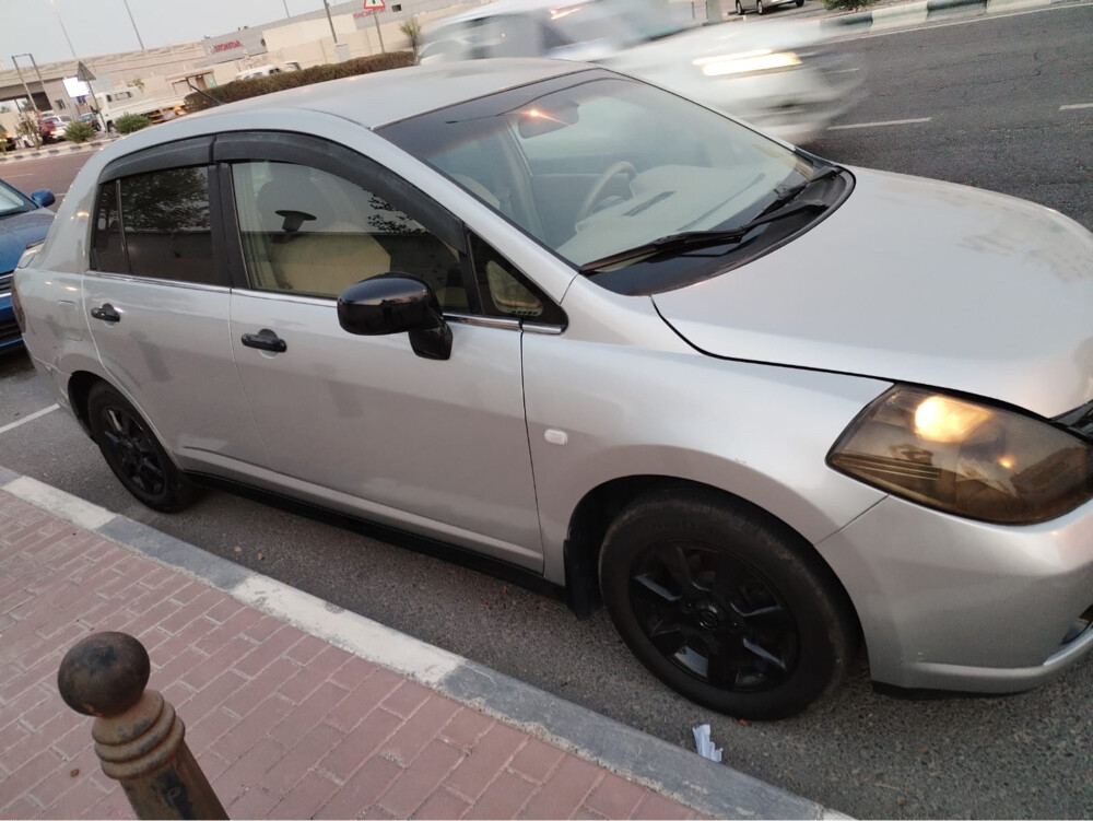 Nissan Tida 2006 - 4