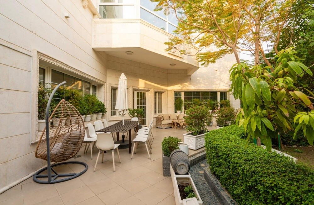 Luxury villa for sale in Muaither S - 9