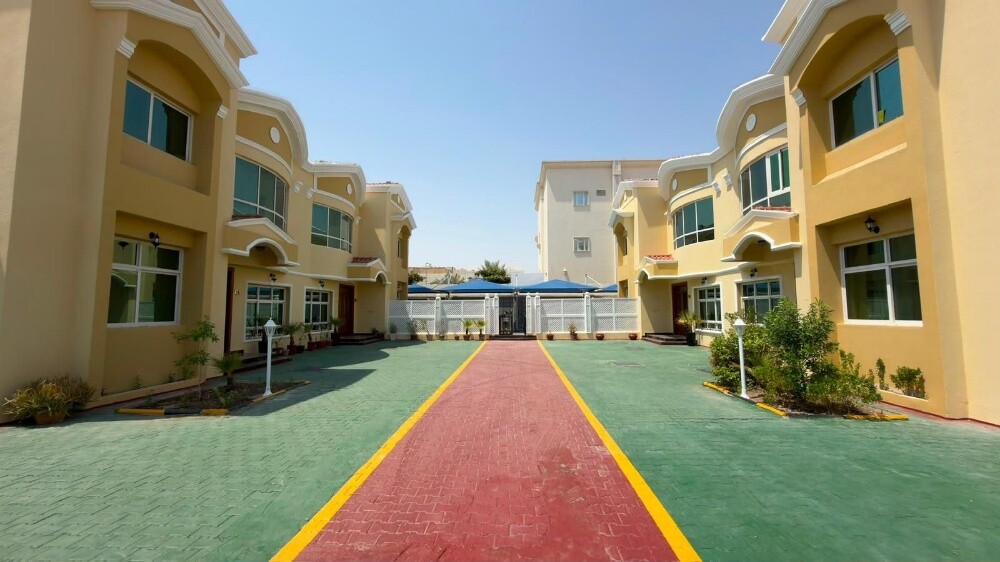 4 villa for sale with income 40000 - 8