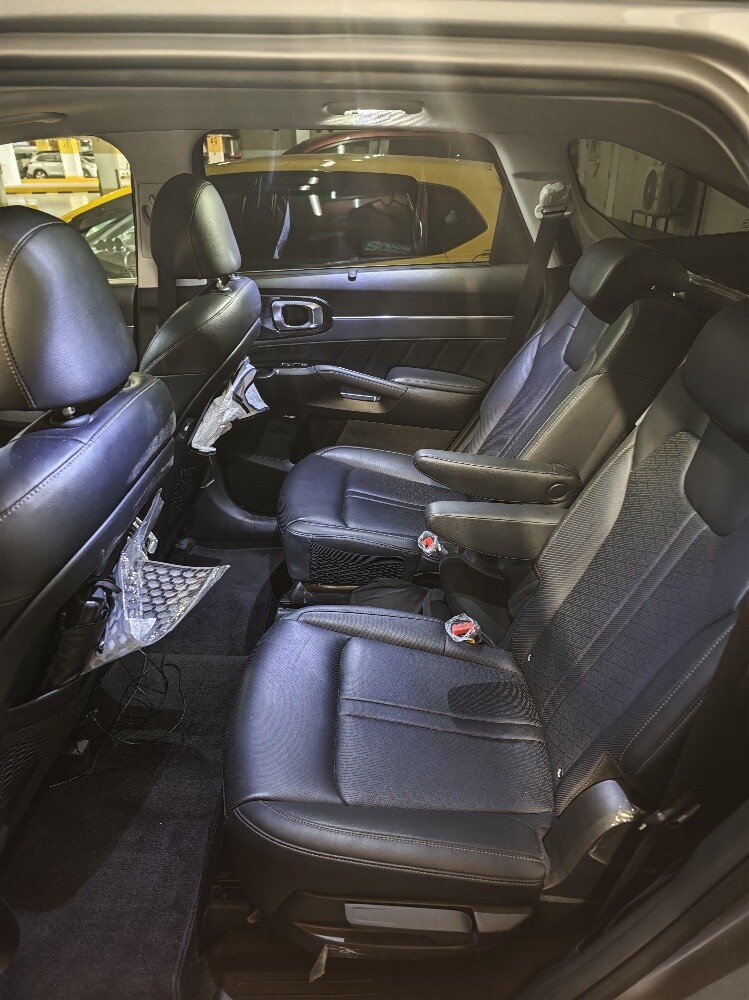Kia Sorento 3.5 - V6 top option - 6