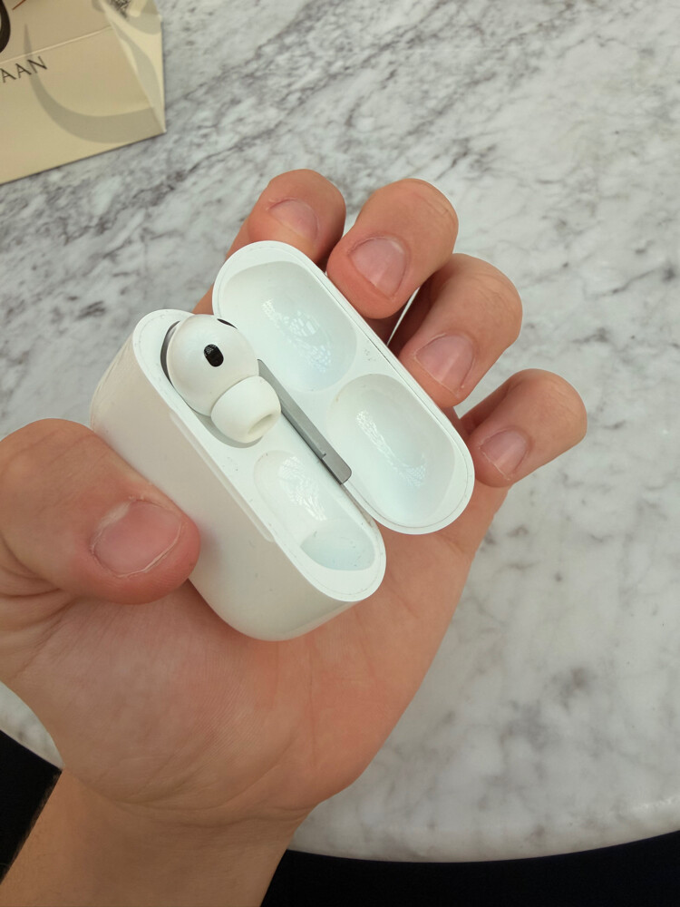 AirPods Pro 3 - 6